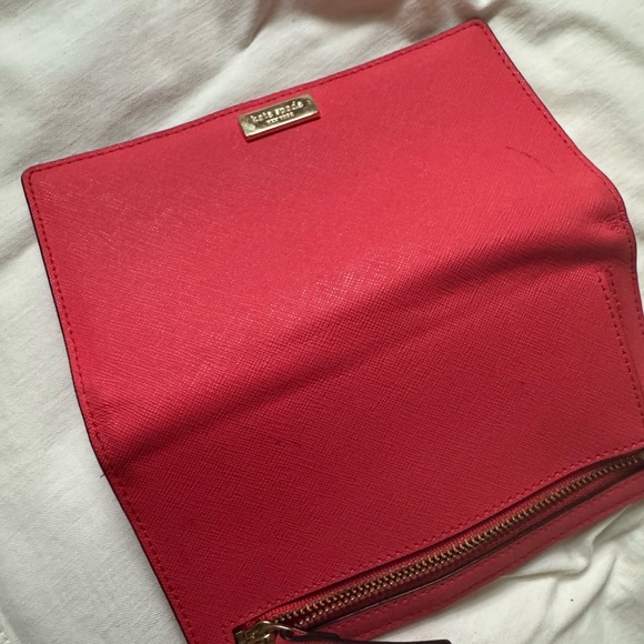 Kate Spade Madison Large Slim Wallet - Picture 2 of 3